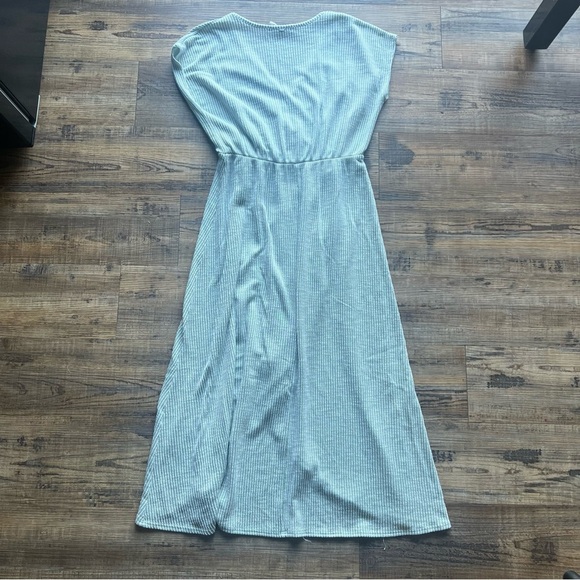 Caution To The Wind Women's Short Sleeve Striped Turquoise Blue Dress Size M - Picture 7 of 7